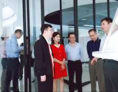 广东省工业和信息化局莅临哈尔滨冯岩应急救援服务有限公司调研制造业创新中心建设情况 